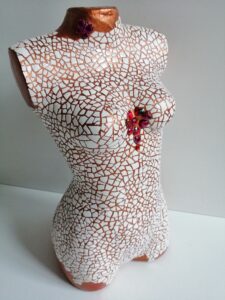 Lire la suite à propos de l’article Fêlée CoeuRageusement Contée – 21/03/26 à 18h30