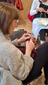 Lire la suite à propos de l’article Crochet et tricot club – 19/09/26 de 14h à 17h